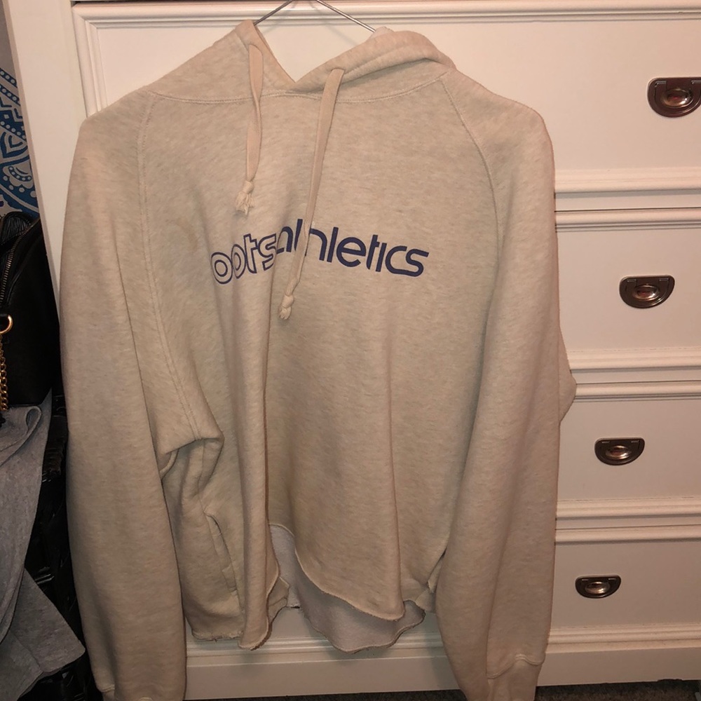 cropped hoodie